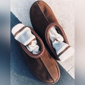 UGG® Tazz II Platform Slippers, Size 8 US, Color Dusted Cocoa, Retail $150.00 US